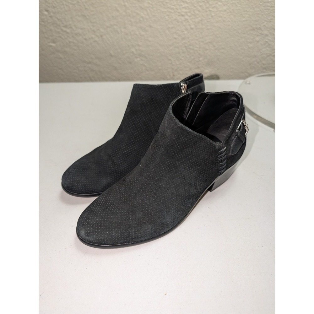 Vince Camuto Tricera Black Suede Bootie shoes Size 9.5